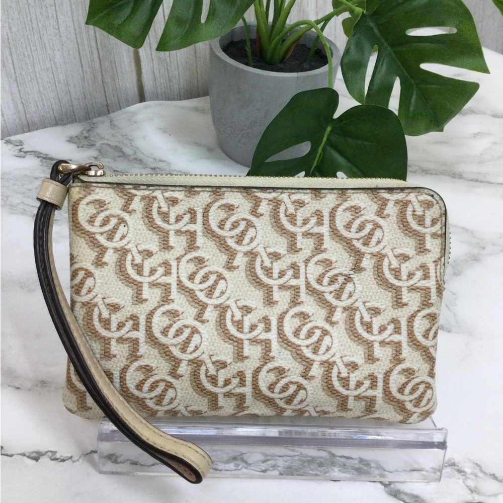 GUC Coach Beige Monogram Wristlet Pouch
